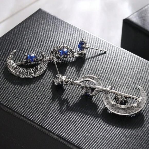Celestial Blue Rhinestones Crescent Moon & Star Silver tone Long Earrings - Picture 4 of 6
